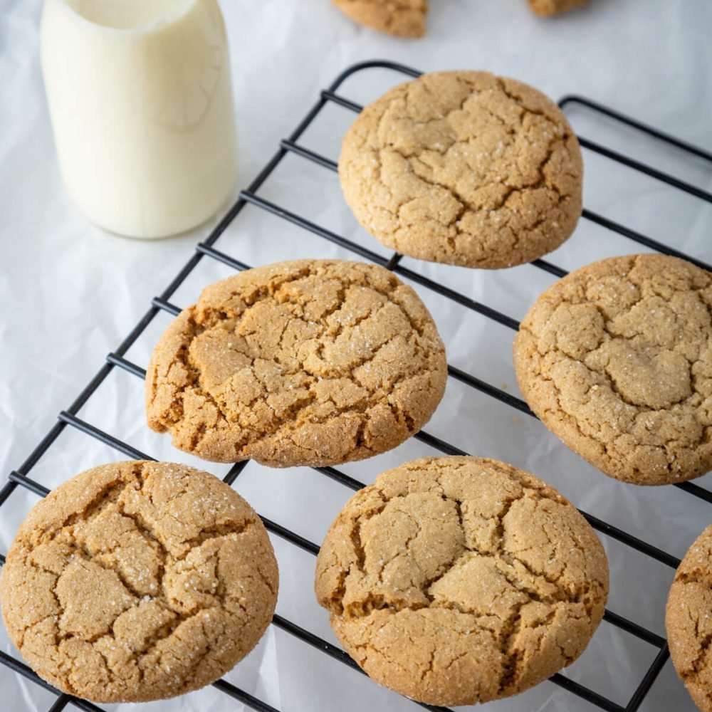 wooden spoons -254-October 21, 2025